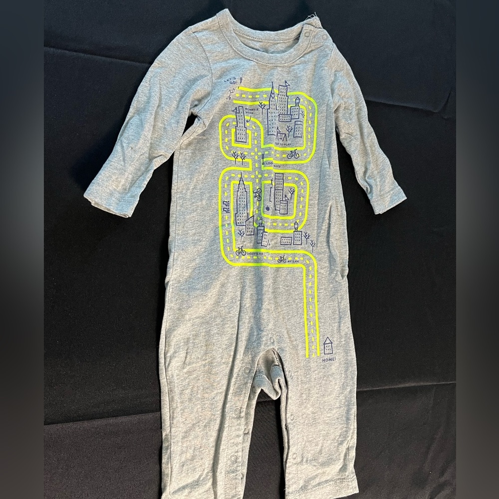 Baby Gap one piece 6-12M